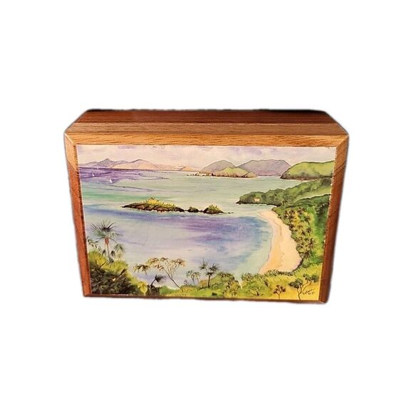 Elaine Eston Annabella US Virgin Islands Cedar Wooden Trinket Jewelry Box 1994 - Picture 5 of 14